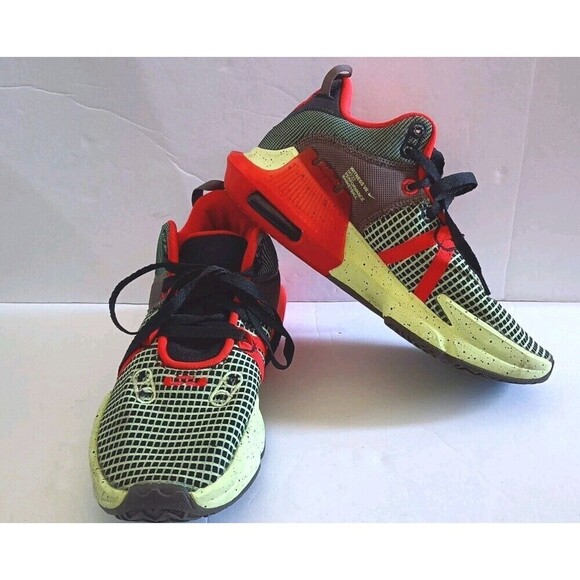 Nike LeBron Witness 7 Sneakers Men\'s Size 8 Alligator Volt Crimson DM1123 001 main image 10